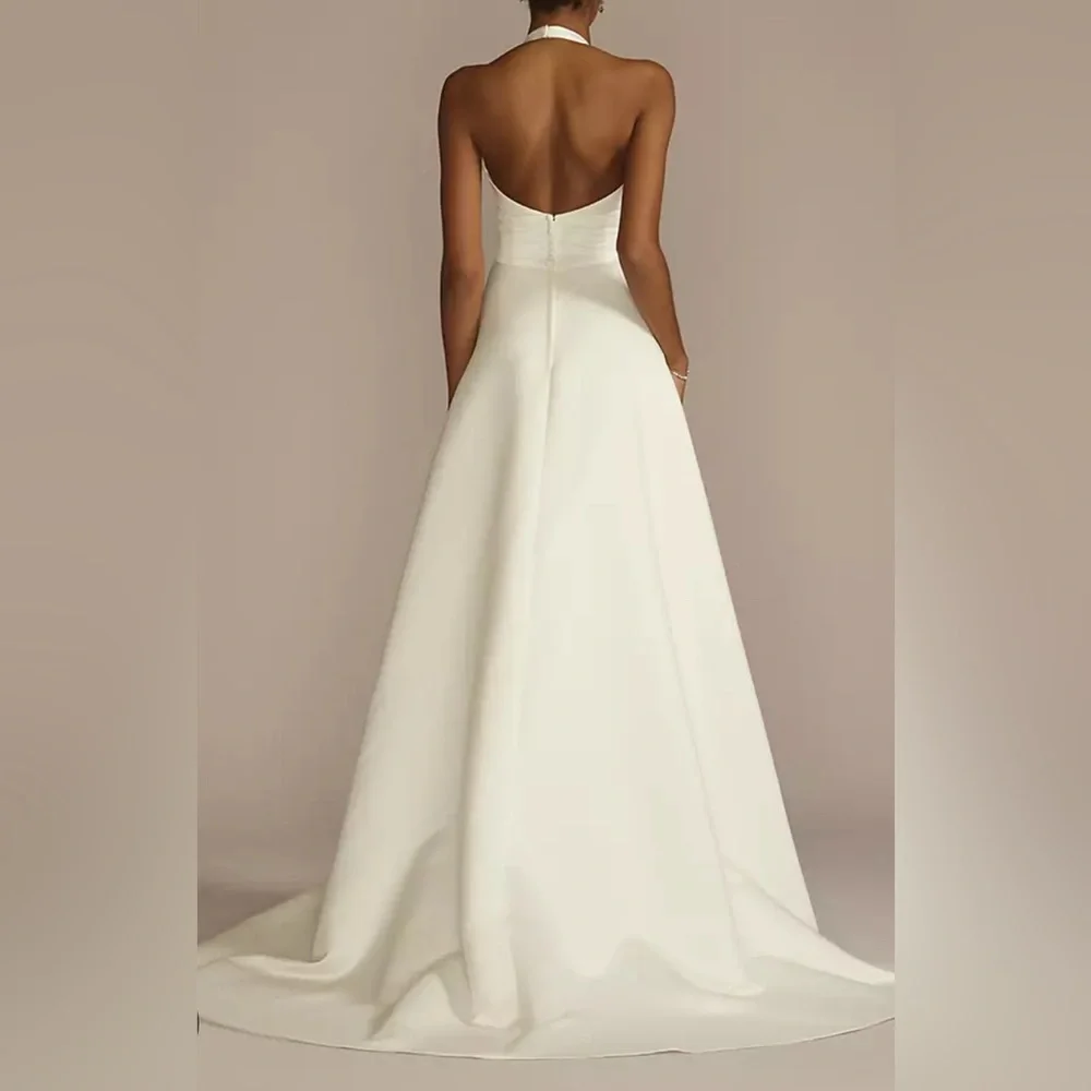 Elegant White Halter Wedding Dress – David’s Bridal – Size 16 - Picture 3 of 8